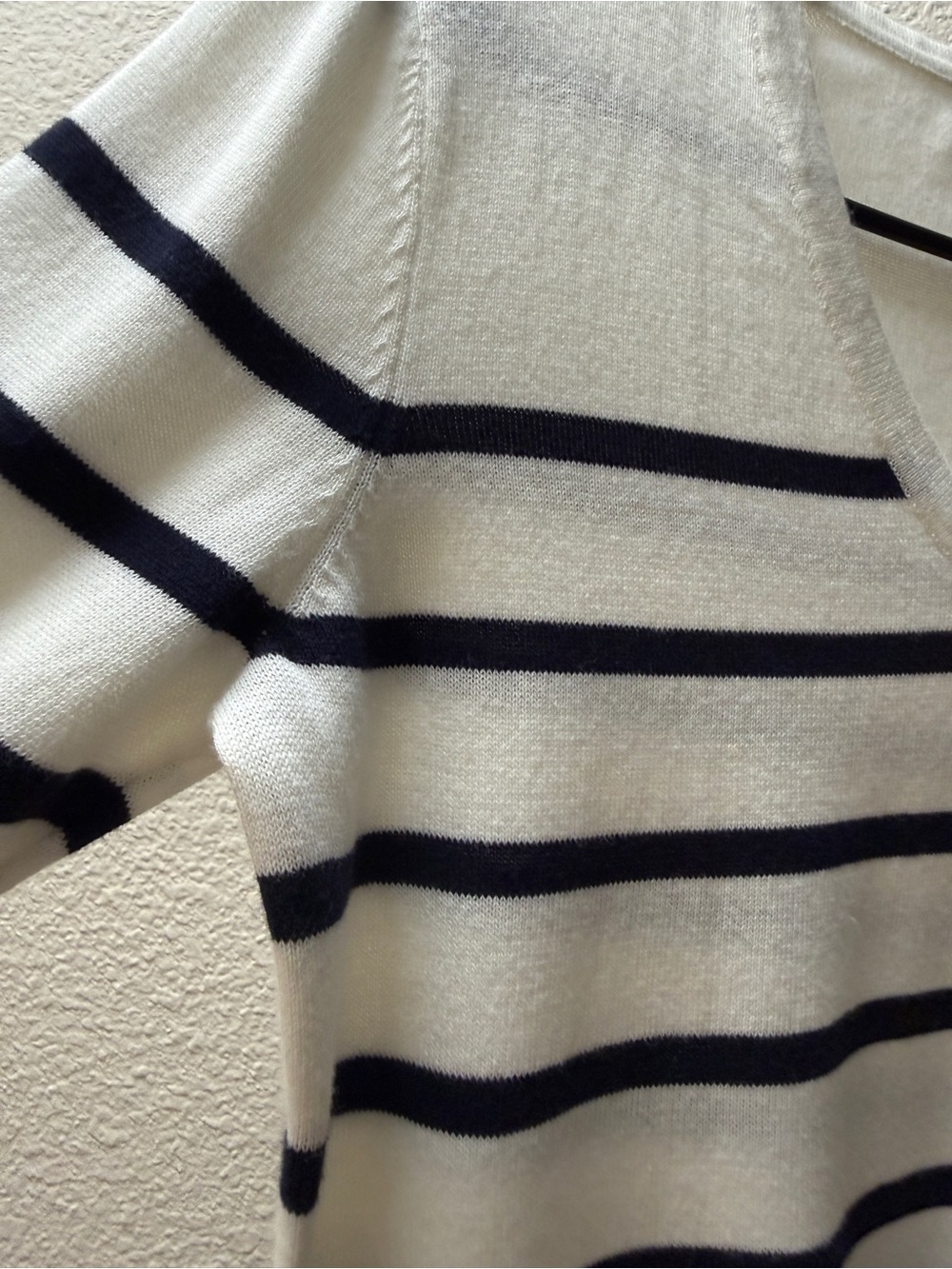 Tommy Hilfiger Sweater S White Navy Striped Anchor Rhinestone V-Neck Cotton Knit - Picture 4 of 10